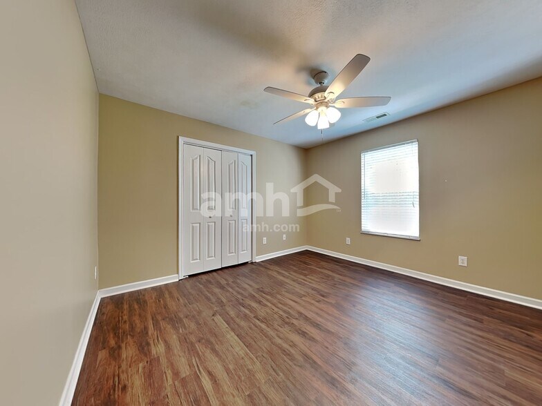 Building Photo - 6937 Cherry Grove Rd