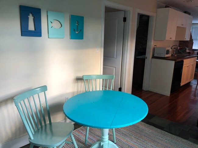 dining area - 38 Howard St