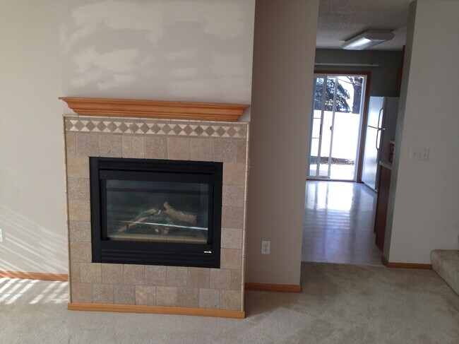 Building Photo - 1239 Elmwood Ave