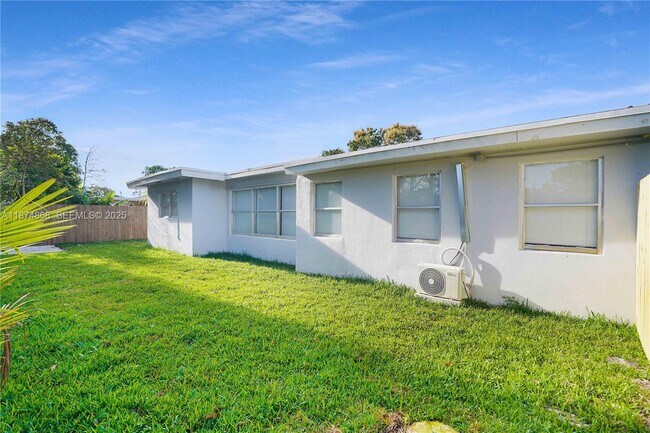 Building Photo - 812 Pennsylvania Ave