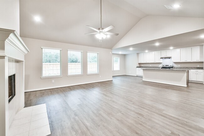 Building Photo - 133 S Timber Top Dr