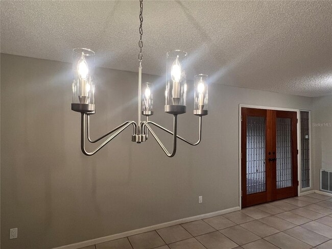 Building Photo - 2715 Montague Ct E