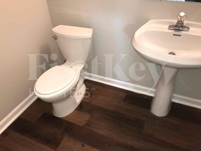 Building Photo - 311 Azalea Loop