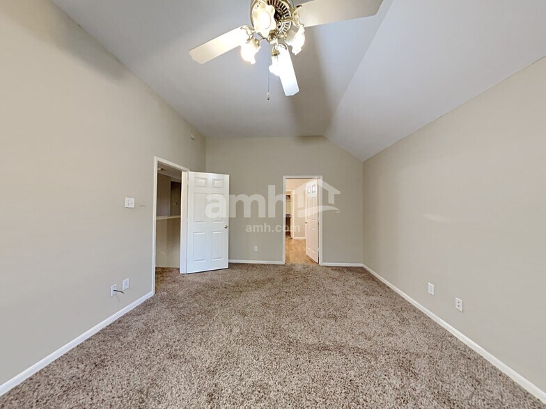 Building Photo - 20263 Eden Pines