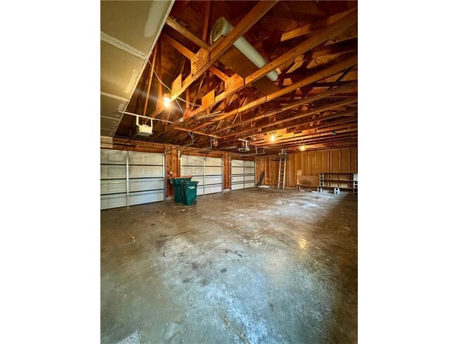 Building Photo - 3601 125th Ave NE