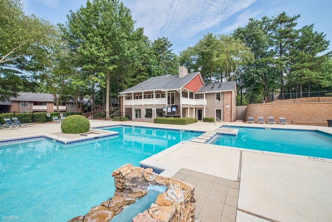 Building Photo - 2100 Winters Park Dr