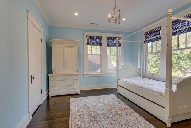 Building Photo - Welcome home to this historic stunner on o...