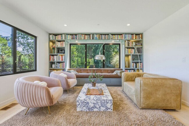 Building Photo - Beautifully Remodeled 4BR + Office Mill Valley Home — Furnished, Private 3/4-Acre Setting, Walk t...