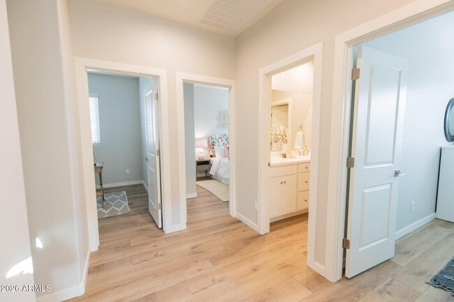 Building Photo - 3726 E Flower St