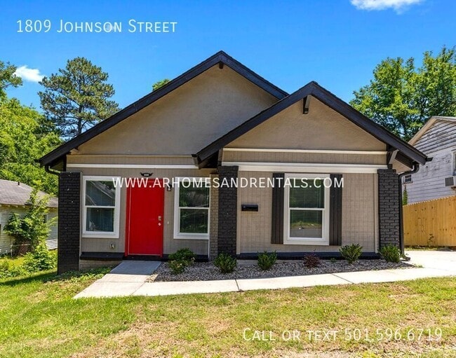 Primary Photo - 1809 Johnson St