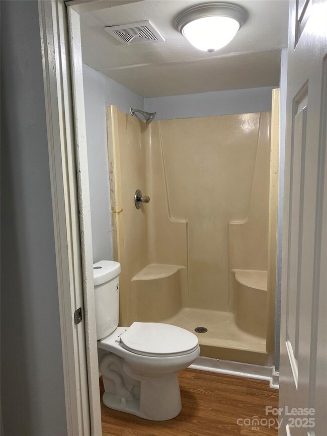 Building Photo - 3805 Miriam Dr