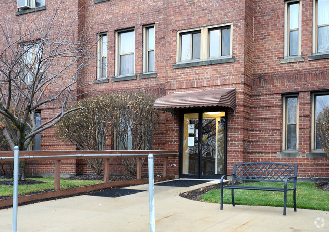 Building Photo - Ontario Apartments