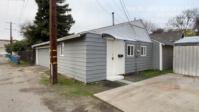 Building Photo - Cute and Cozy