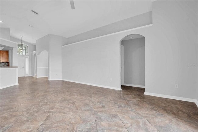 Building Photo - 11102 Lakeside Vista Dr