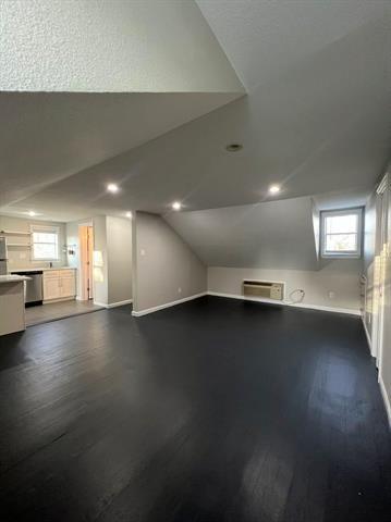 Building Photo - 6200 Victor St