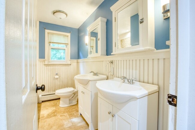 Building Photo - 171 Newell Ave