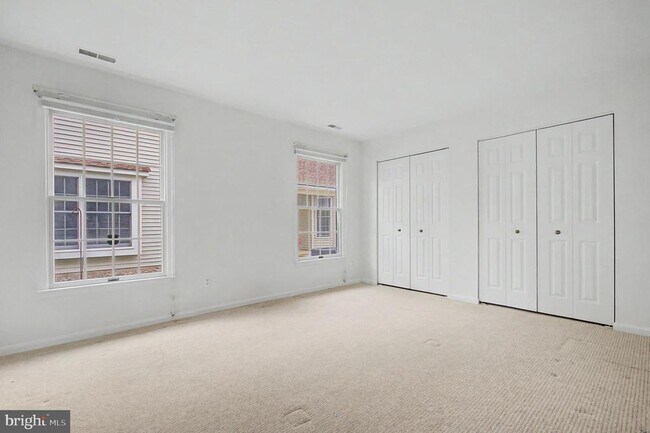 Building Photo - 795 Eastern Point Rd