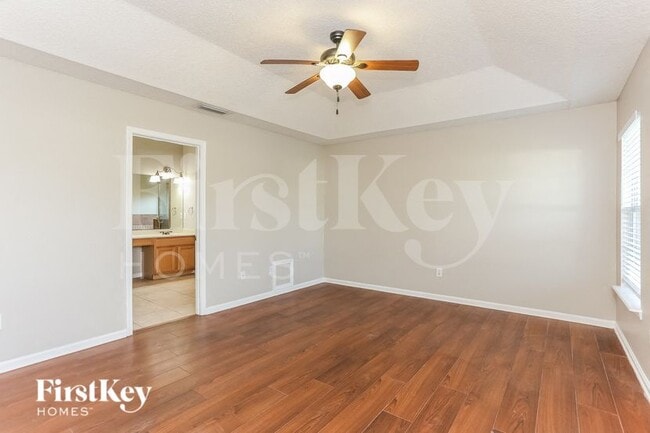 Building Photo - 247 Ridgewick Dr S