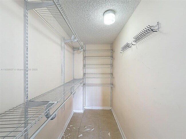 Building Photo - 8420 SW 133rd Avenue Rd