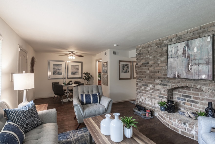 1BA, 1BA 742 - The Reserve at White Oak