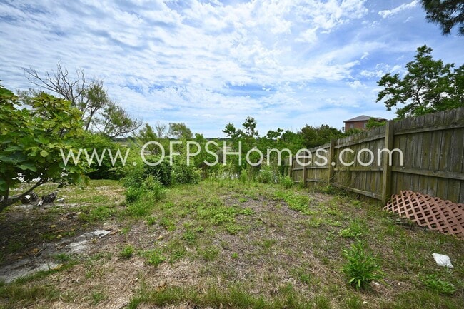 Building Photo - 1209 Quail Lake Blvd