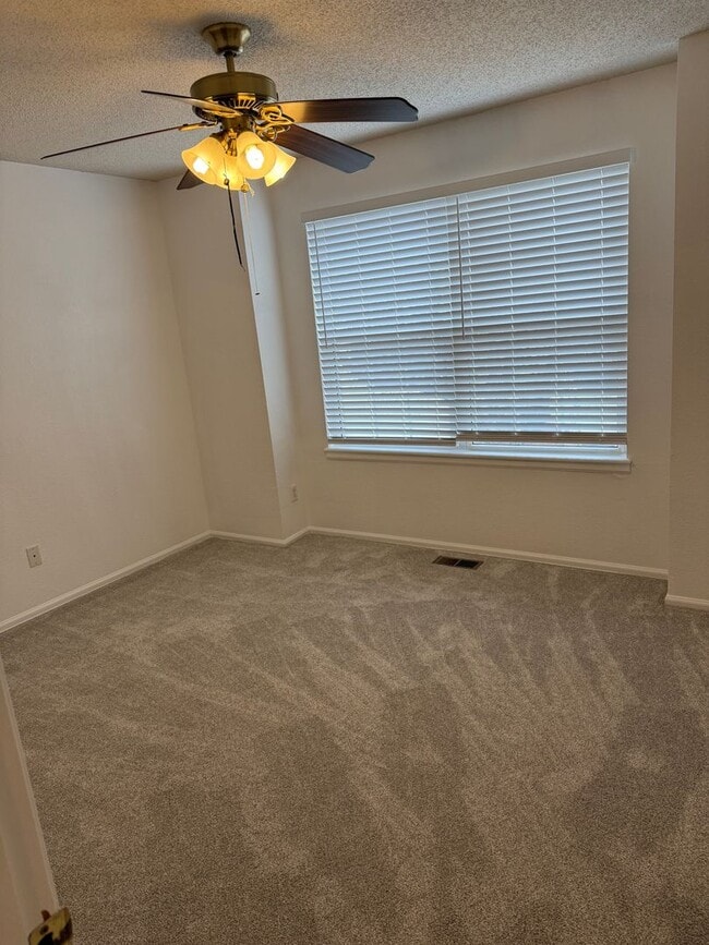 Building Photo - Spacious 4-Bedroom Ranch with Finished Bas...