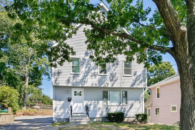 Primary Photo - 77 Rock Glen Rd