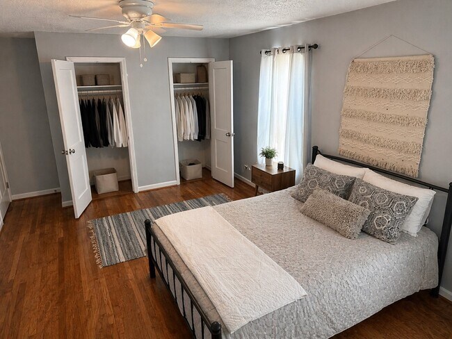 Building Photo - 4821 Brinkley St