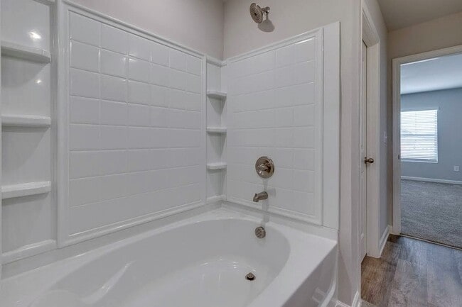 Building Photo - *** COMING SOON! ***  Spacious & Stylish 5...