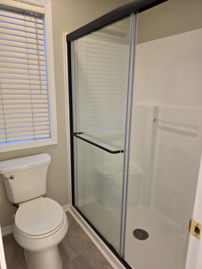 Building Photo - 23630 SW Red Fern Dr