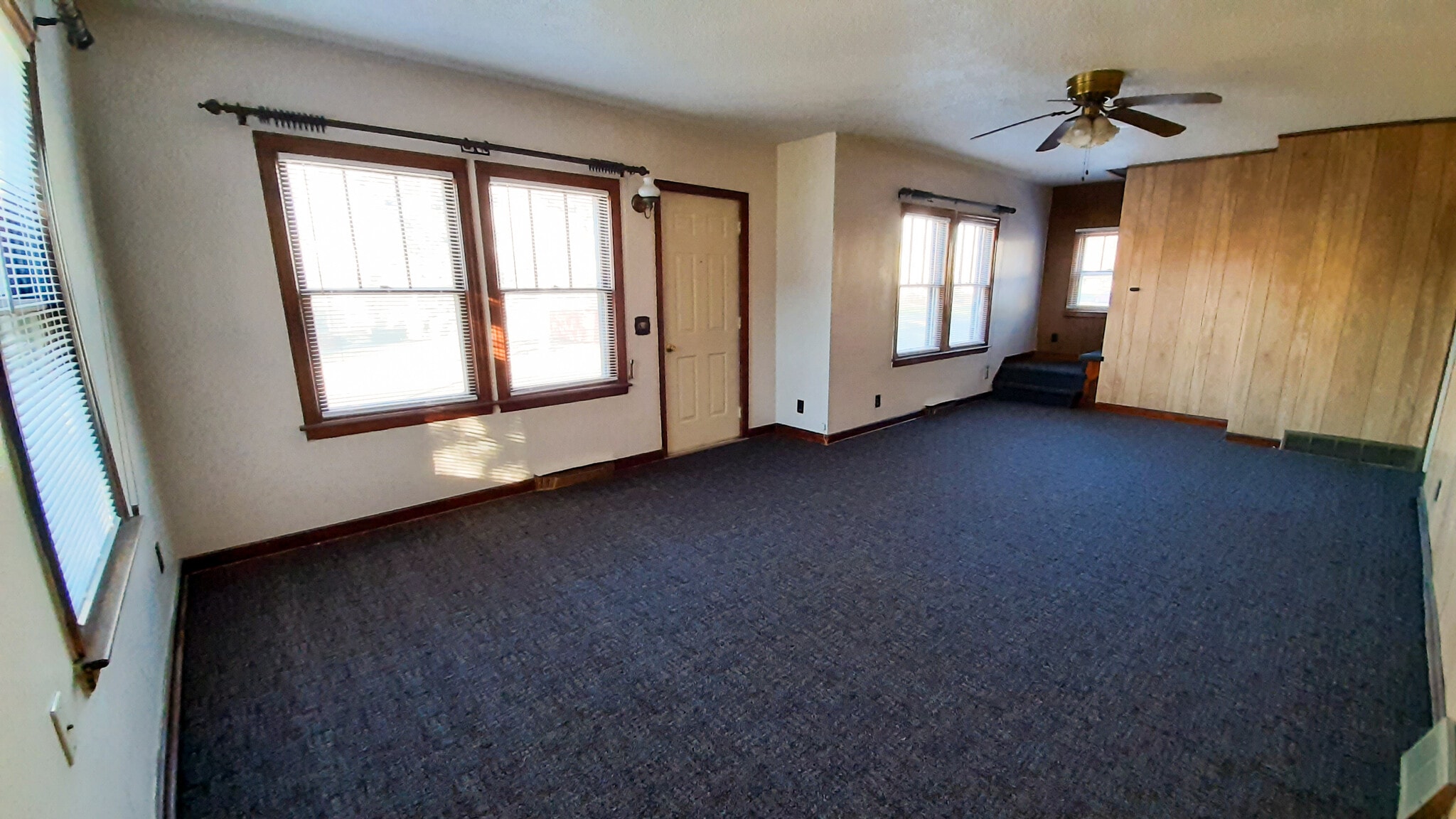 1st Living Room 1.3 - 821 10th St W