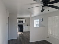 Building Photo - 7160 N 53rd Ave