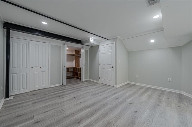 Building Photo - 435 Little Pines Ct