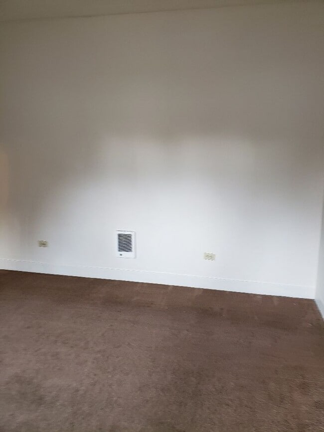 Building Photo - STATUS: AVAILABLE  | R93H | $1695