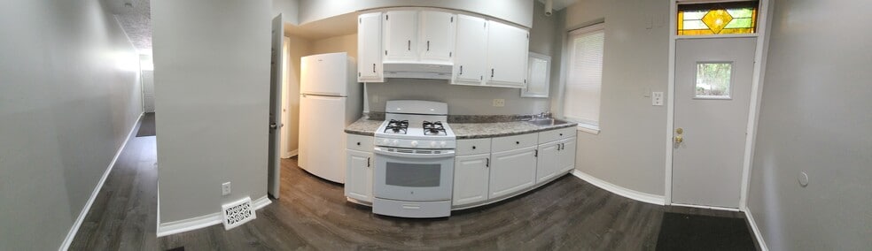 Kitchen View 2 - 1425 Hamlin St