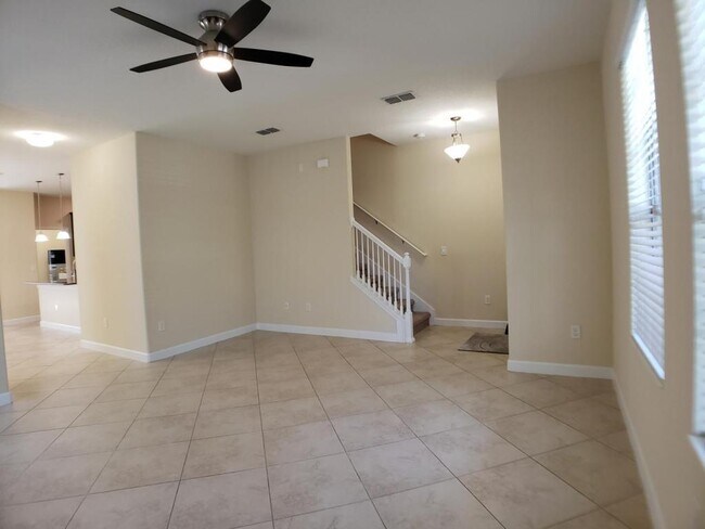 Building Photo - 7449 Ella Ln