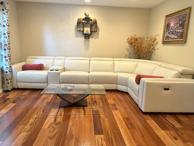 Building Photo - 9416 226th Pl NE