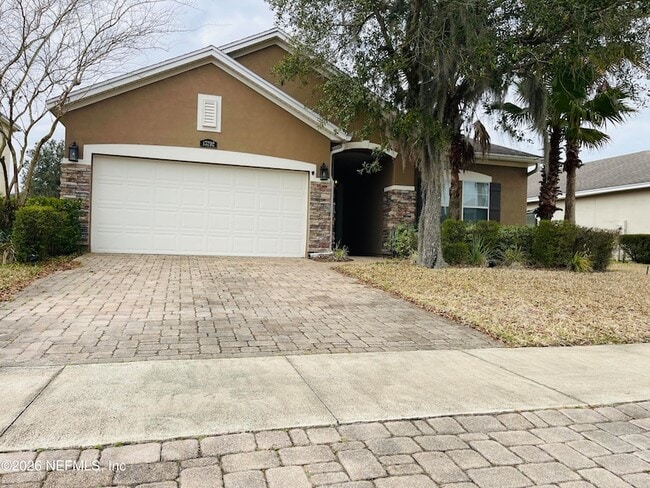 Building Photo - 15792 Bainebridge Dr