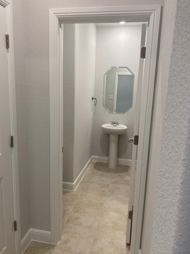 Half Bath - 1021 Gillespie Dr