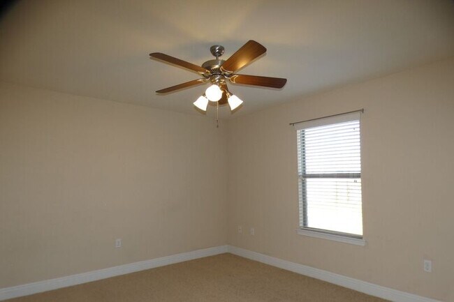 Building Photo - 5462 Turbine Way