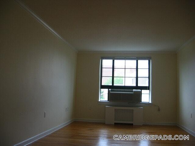Building Photo - 60 Brattle St