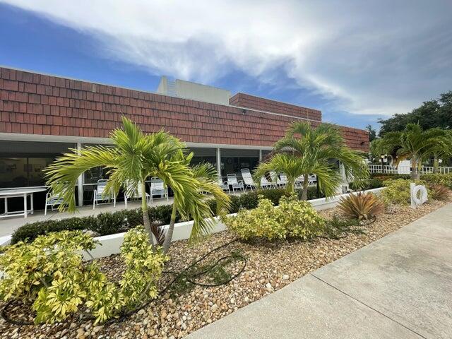 Building Photo - 1225 NW 21st St