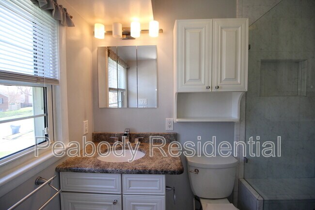 Building Photo - 8504 Wagon Wheel Rd