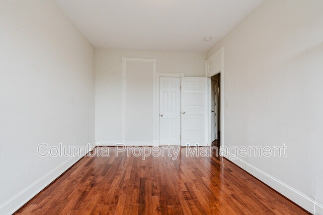 Building Photo - 3523 Warder St NW