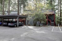 Building Photo - Updated 2 Bedroom Bellevue Condo is Available!