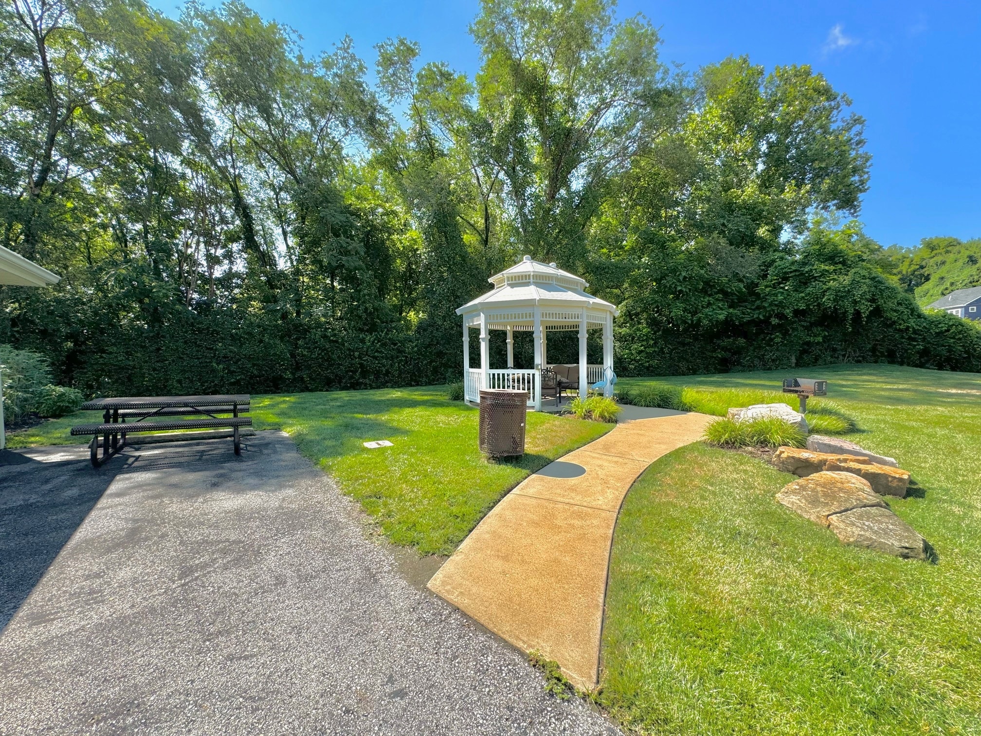 Building Photo - 2638 McKnight Crossing Ct