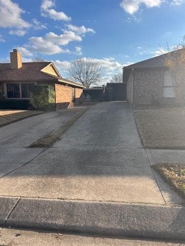 Building Photo - 2420 Dalewood Ln