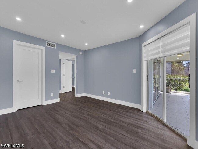 Building Photo - 1200 Misty Pines Cir