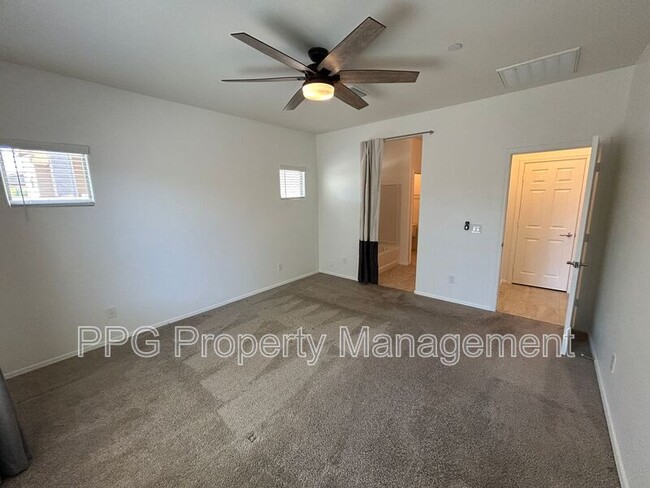 Building Photo - 21217 W Holly St