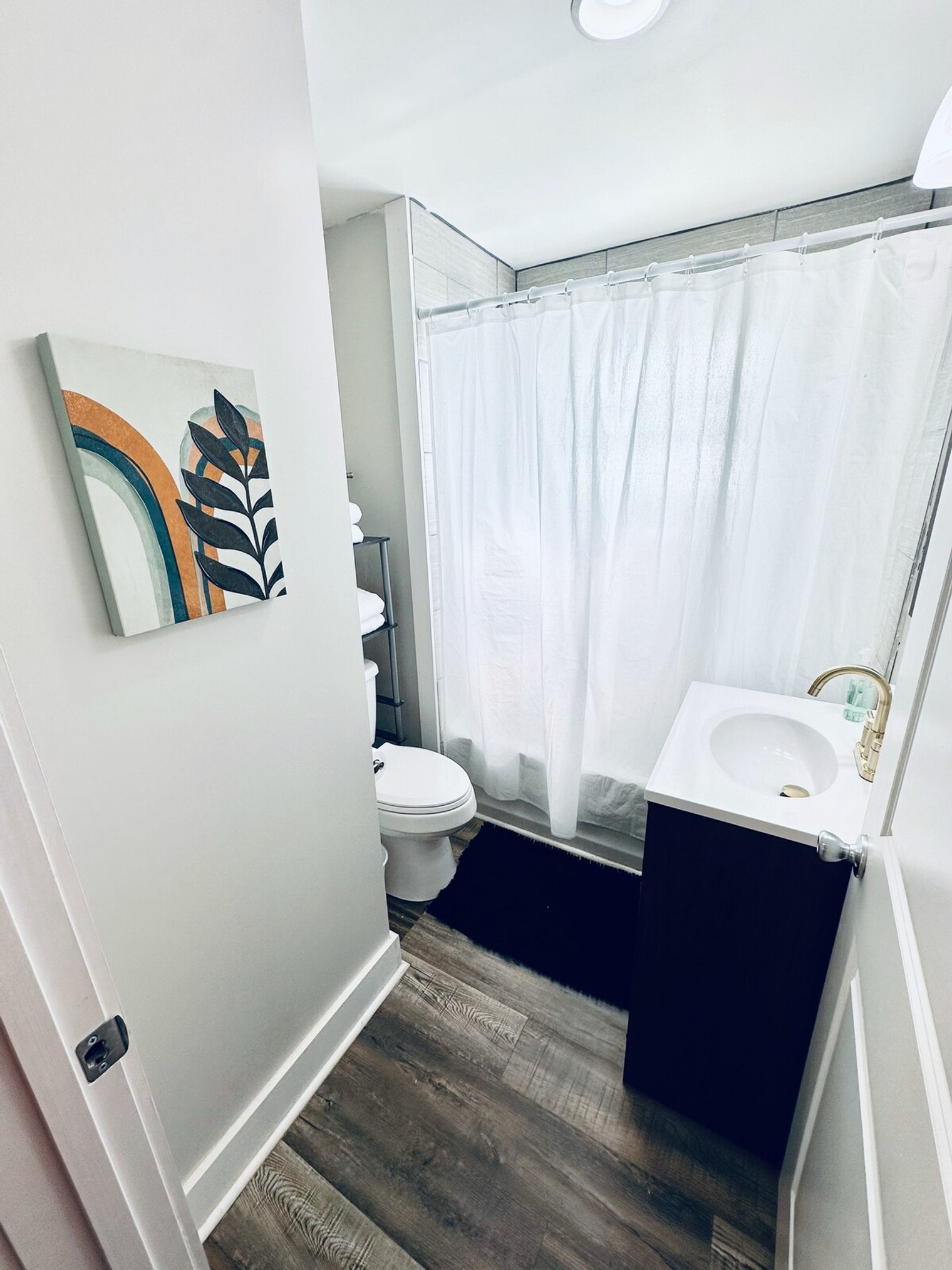 Building Photo - 403 Cedar Lane Rd